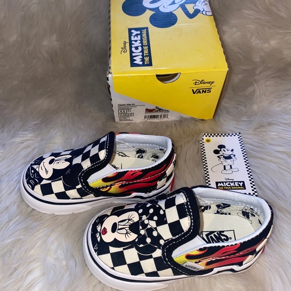 Vans X Disney Classic Slip On Mickey Minnie T
